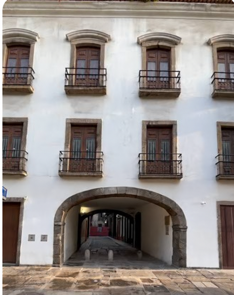 Arco do Teles: onde a história encontra uma bruxa